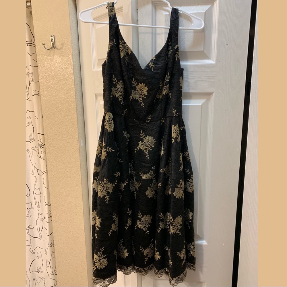 JILL Jill Stuart Black and Gold Lace Dress
